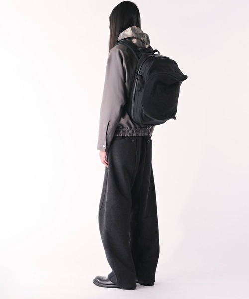 Cote&Ciel(コートエシエル)の「【cote&ciel/コートエシエル】 Elvo Carbon Black / バックパック リュック(バックパック/リュック・メンズ・ブラック・FREE)」の5枚目の写真
