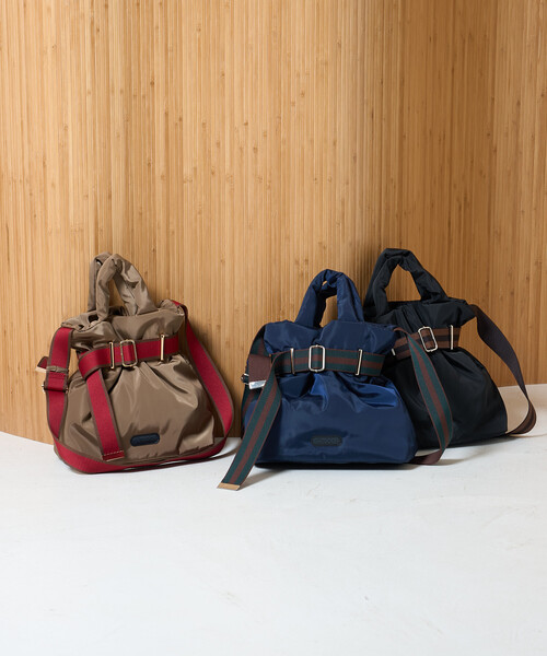 OUTDOOR PRODUCTS(アウトドアプロダクツ)の「OUTDOOR PRODUCTS × FREAK'S STORE/アウトドアプロダクツ 2WAY ベルト付きナイロンパフトートバッグ(ショルダーバッグ・レディース・ブラック/ベージュ/ネイビー・ONE SIZE)」の6枚目の写真