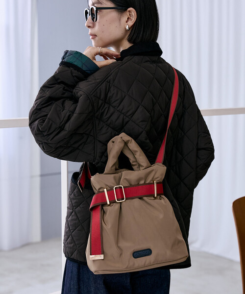 OUTDOOR PRODUCTS(アウトドアプロダクツ)の「OUTDOOR PRODUCTS × FREAK'S STORE/アウトドアプロダクツ 2WAY ベルト付きナイロンパフトートバッグ(ショルダーバッグ・レディース・ブラック/ベージュ/ネイビー・ONE SIZE)」の14枚目の写真