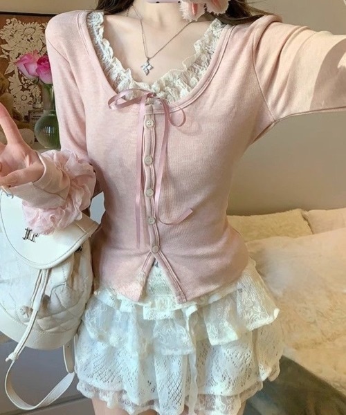 Beststore(ベストストア)の「バレエコア レースフリル&リボン タイト リブカーディガン風 Tシャツ カットソー(Tシャツ/カットソー・レディース・グレー/ブルー/ピンク・FREE)」の12枚目の写真