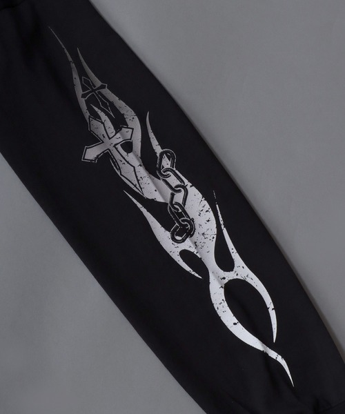 SITRY(シトリー)の「Sleeve Print T-Shirt/トライバル フラワー ハート 袖プリント ワンポイント刺繍 オーバーサイズ ロンT 長袖Tシャツ レディース メンズ(Tシャツ/カットソー・メンズ・ブラック/ホワイト/ブラック系その他/ブラック系その他2/ブラック系その他3/ブラック系その他4・M/L)」の13枚目の写真