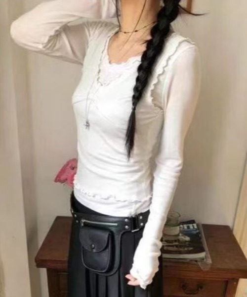 FLINEA（フリネア）の「フリルタンクトップ&長袖Tシャツセットアップ（セットアップ・レディース・ホワイト/ネイビー/グレー・FREE）」の4枚目の写真
