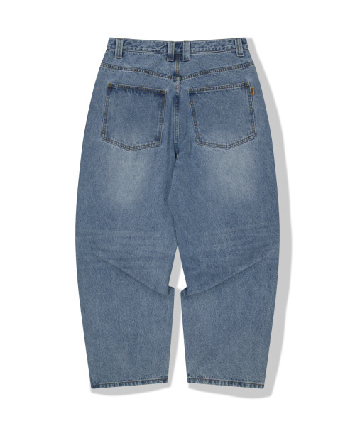 WKNDRS(ウィーキャンドース)の「DUCK OFF デニムパンツ (DENIM)(デニムパンツ・レディース・その他・MEDIUM/LARGE/X-LARGE)」の2枚目の写真