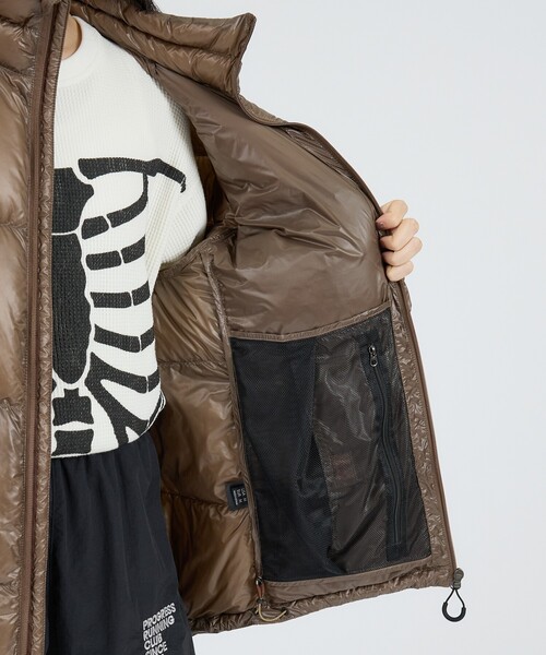 NANGA(ナンガ)の「【NANGA / ナンガ】MOUNTAIN LODGE DOWN JACKET / マウンテンロッジダウンジャケット / N2620-0B014A(ダウンジャケット/コート・メンズ・モカ/ブラック・L/M)」の6枚目の写真