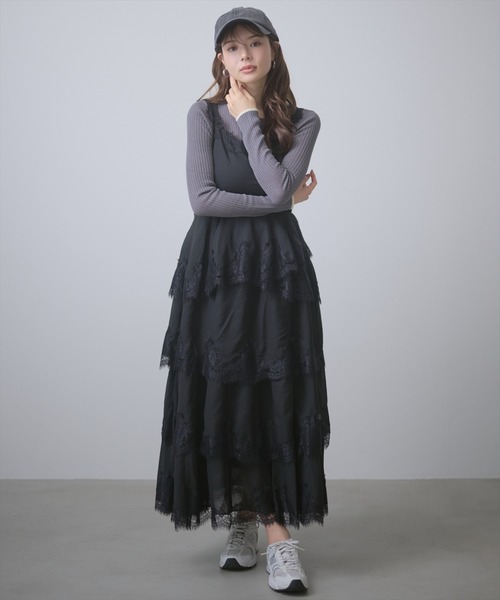 AND COUTURE(アンドクチュール)の「デコラティブキャミワンピース(ワンピース・レディース・チャコールグレー/ブラック/ブラウン・FREE)」の7枚目の写真