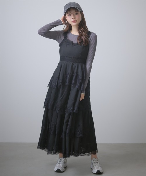 AND COUTURE(アンドクチュール)の「デコラティブキャミワンピース(ワンピース・レディース・チャコールグレー/ブラック/ブラウン・FREE)」の8枚目の写真