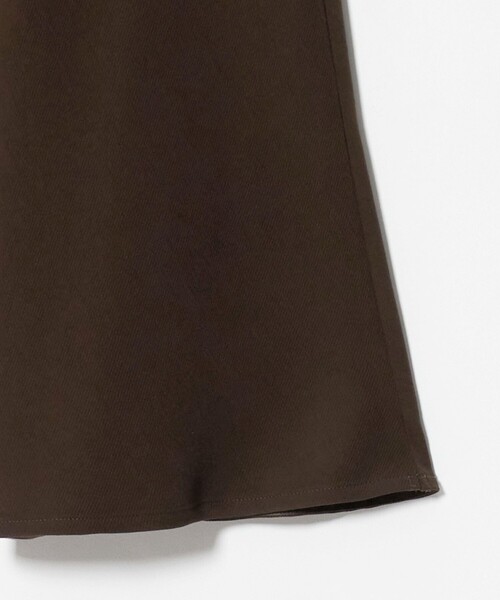 UNITED ARROWS（ユナイテッドアローズ）の「COMFY マーメイド スカート  ‐ウォッシャブル 防汚 UVカット‐（スカート・レディース・ダークブラウン/ブラック・36/38）」の11枚目の写真