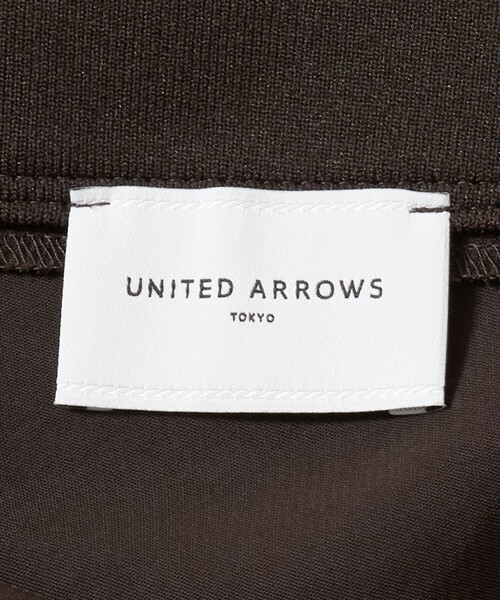 UNITED ARROWS（ユナイテッドアローズ）の「COMFY マーメイド スカート  ‐ウォッシャブル 防汚 UVカット‐（スカート・レディース・ダークブラウン/ブラック・36/38）」の4枚目の写真