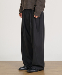 EXCONTAINER（エックスコンテナ）の「ツータックロングワイドスラックス (BLACK)（スラックス）」