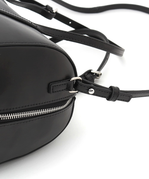 YAHKI（ヤーキ）の「YAHKI 2WAYレザーミニボストンバッグ（ショルダー