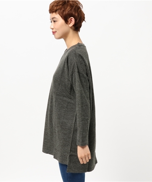 LBC（エルビーシー）の「アクリルナイロン起毛Vネックチュニック                            （ニット/セーター・レディース・チャコールグレー/レンガ/ベージュ・MEDIUM）」の5枚目の写真