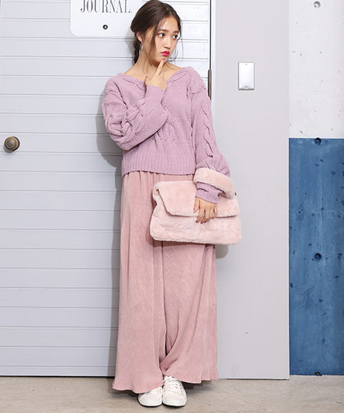 one after another NICE CLAUP（ワンアフターアナザーナイスクラップ）の「モールヤーンV開きニット（ニット/セーター・レディース・アイボリー/ピンク/ネイビー・FREE）」の15枚目の写真