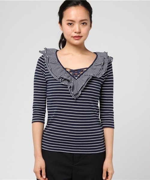 SLY(スライ)の「FRILL LACE UP 7分袖 TOPS(Tシャツ/カットソー・レディース・ブラック/ネイビー系/オフホワイト/レッド系その他・1/2)」の5枚目の写真