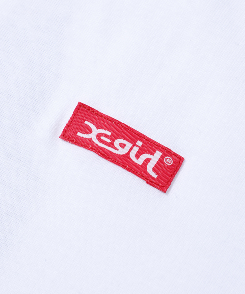 X-girl（エックスガール）の「FACE S/S TEE LIMITED（Tシャツ/カットソー・レディース・ホワイト/ブラック・2/1）」の3枚目の写真