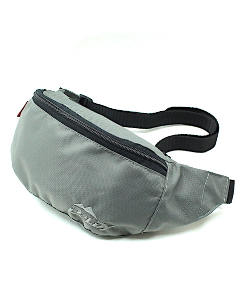 doldy（ドルディ）の「【DOLDY】ドルディ FUNNY PACK / ウェストポーチ（ボディバッグ/ウエストポーチ・メンズ・ライトグリーン/パープル/イエロー/ケリー/ブラック/オリーブ/サックスブルー/ピンク/ネイビー/ベージュ/グレー/ブラウン系その他/レッド/ホワイト/グリーン系カモフラージュ/ミックスグレー/ブルー/オレンジ/ゼブラ・ONESIZE）」の4枚目の写真