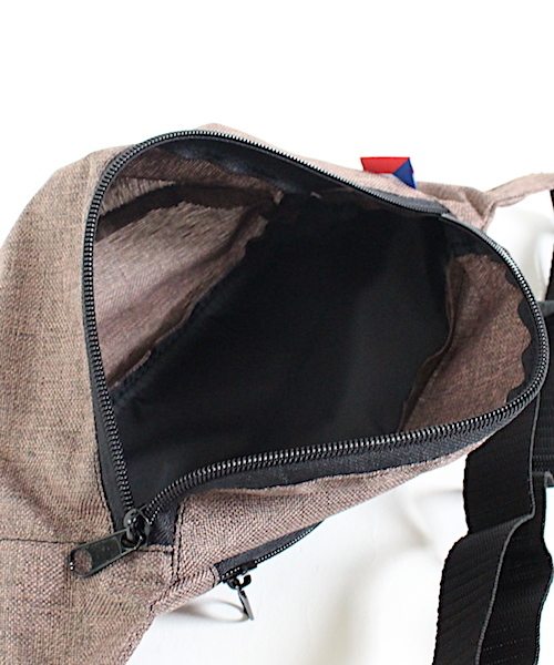 doldy（ドルディ）の「【DOLDY】ドルディ FUNNY PACK / ウェストポーチ（ボディバッグ/ウエストポーチ・メンズ・ライトグリーン/パープル/イエロー/ケリー/ブラック/オリーブ/サックスブルー/ピンク/ネイビー/ベージュ/グレー/ブラウン系その他/レッド/ホワイト/グリーン系カモフラージュ/ミックスグレー/ブルー/オレンジ/ゼブラ・ONESIZE）」の20枚目の写真