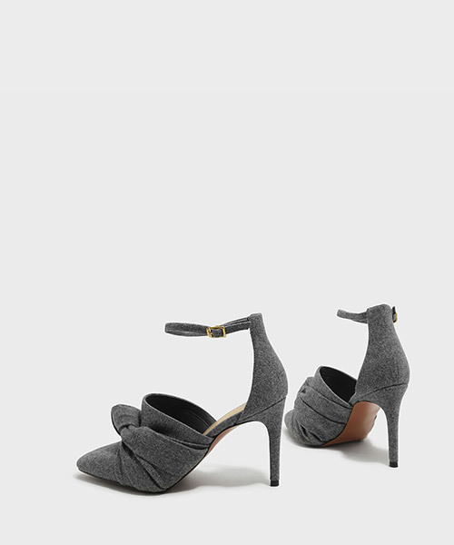 CHARLES & KEITH(チャールズ & キース)の「ノットヒール / KNOTTED HEELS(パンプス・レディース・グレー/ブラック/チャコールグレー・23cm/22.5cm/23.5cm/24.5cm/25cm)」の7枚目の写真
