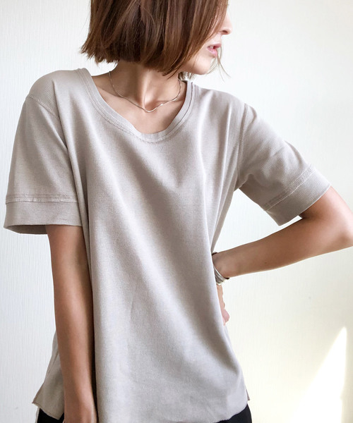 STUDIOUS（ステュディオス）の「【STUDIOUS】【WEARISTA mayumi コラボ】バスクコットンTEE（Tシャツ/カットソー・レディース・ホワイト/アイボリー/ライトグレー/ブラック/ベージュ・FREE）」の7枚目の写真