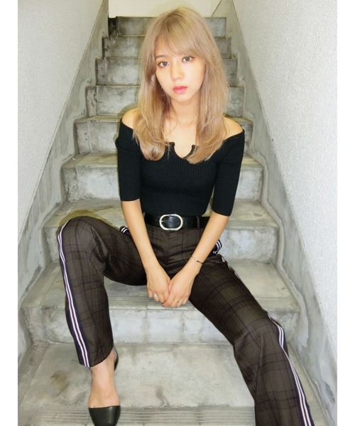 EMODA（エモダ）の「ラインジップオープンスリットパンツ（その他パンツ・レディース・グレー/レッド/カーキ・SMALL/MEDIUM）」の6枚目の写真