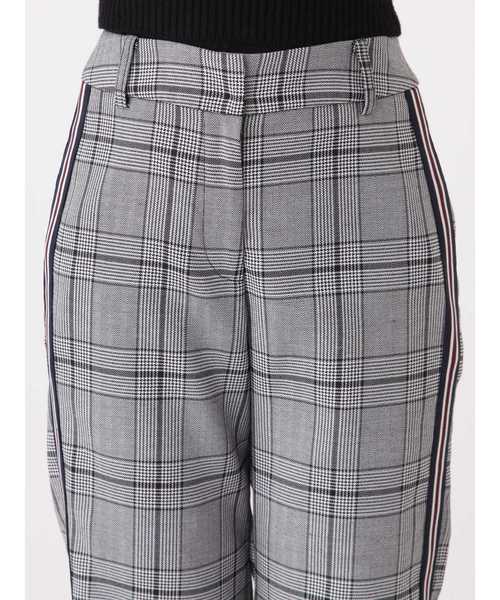 EMODA（エモダ）の「ラインジップオープンスリットパンツ（その他パンツ・レディース・グレー/レッド/カーキ・SMALL/MEDIUM）」の15枚目の写真