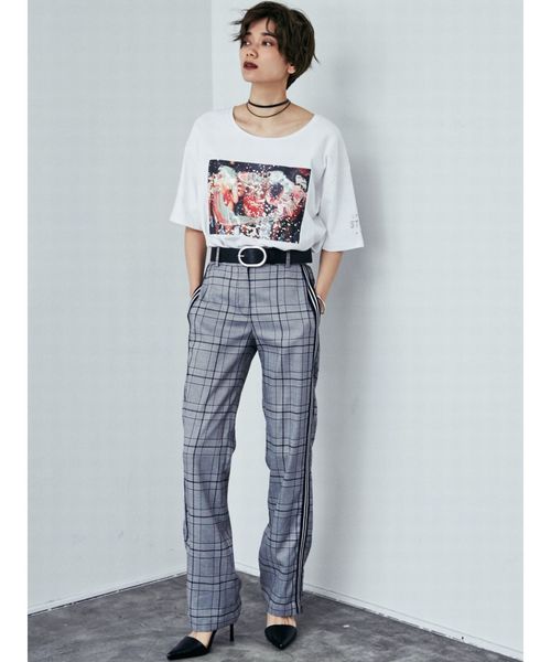 EMODA（エモダ）の「ラインジップオープンスリットパンツ（その他パンツ・レディース・グレー/レッド/カーキ・SMALL/MEDIUM）」の21枚目の写真