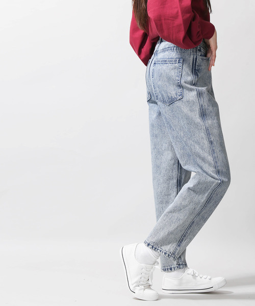 WEGO(ウィゴー)の「WEGO/ケミカルテーパードパンツ(デニムパンツ・レディース・ピンク/インディゴブルー・FREE)」の11枚目の写真