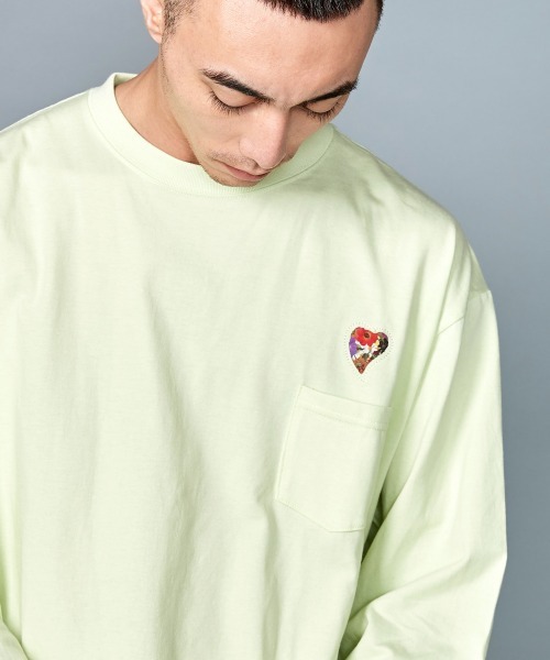 rehacer(レアセル)の「rehacer STAND : Flower Heart L/S T / フラワー ハート ロングスリーブTシャツ(Tシャツ/カットソー・メンズ・ホワイト/ブラック/ライトパープル/ライム・SMALL/MEDIUM/LARGE/X-LARGE)」の3枚目の写真