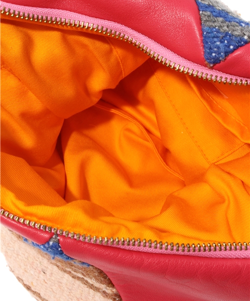Free Peddler Market(フリーペドラーマーケット)の「【U.C.TILE】Triangle pattern Clutch bag Mexican(クラッチバッグ・レディース・A・FREE)」の7枚目の写真