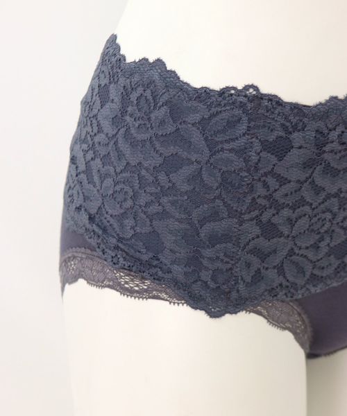 fran de lingerie(フランデランジェリー)の「骨盤引締めショーツ(ショーツ・レディース・ブラック/ネイビー/グレー・LL/M/L)」の10枚目の写真