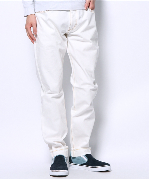 R.NEWBOLD(アールニューボールド)の「SELVEDGE DENIM/145001/4S114(デニムパンツ・メンズ・オフホワイト/ライトインディゴブルー/インディゴブルー・LARGE/SMALL/X-LARGE/MEDIUM)」の2枚目の写真