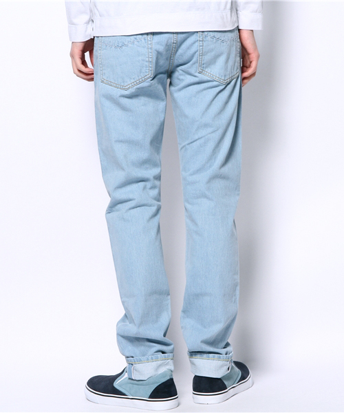 R.NEWBOLD(アールニューボールド)の「SELVEDGE DENIM/145001/4S114(デニムパンツ・メンズ・オフホワイト/ライトインディゴブルー/インディゴブルー・LARGE/SMALL/X-LARGE/MEDIUM)」の10枚目の写真