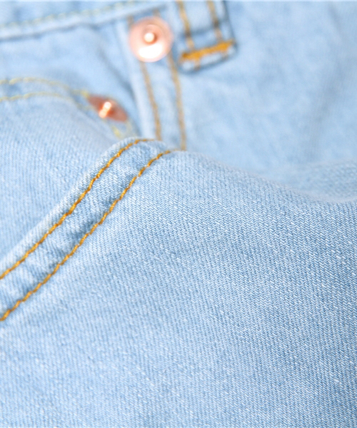 R.NEWBOLD(アールニューボールド)の「SELVEDGE DENIM/145001/4S114(デニムパンツ・メンズ・オフホワイト/ライトインディゴブルー/インディゴブルー・LARGE/SMALL/X-LARGE/MEDIUM)」の8枚目の写真