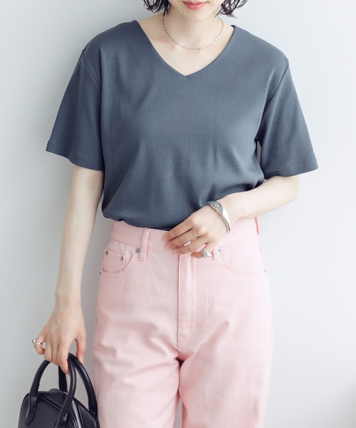 Chaco closet(チャコ クローゼット)の「綿フライスベーシックVネック半袖T(Tシャツ/カットソー)」|サックスブルー