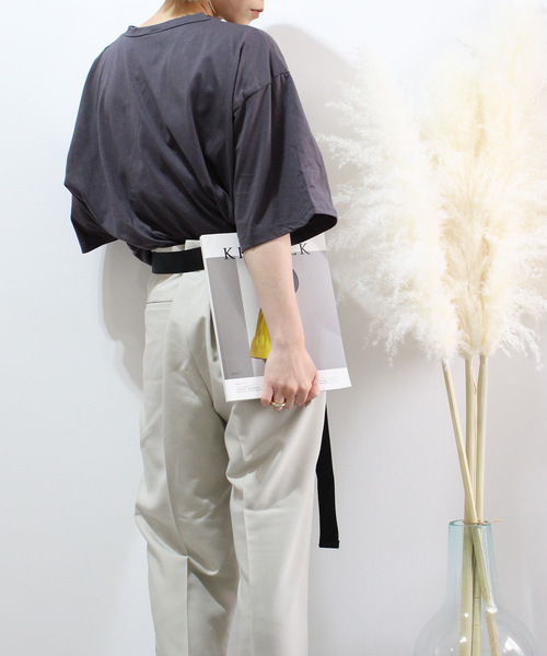 c.u.l（シーユーエル）の「【c.u.l】ビッグシルエット ルーズTシャツ chw786（Tシャツ/カットソー・レディース・ブラック/ベージュ/チャコールグレー/ホワイト・M）」の16枚目の写真