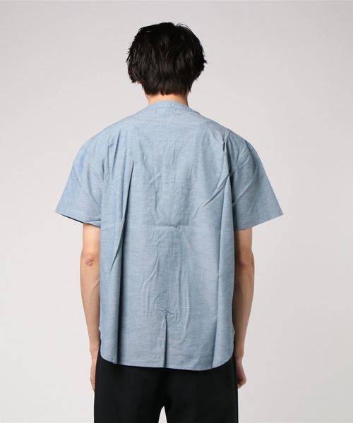 go slow caravan（ゴースローキャラバン）の「Butch&Phillip/ブッチ＆フィリップ 　ネップヘンリープルオーバーシャツ（シャツ/ブラウス・メンズ・ホワイト/ブルー・MEDIUM/LARGE/X-LARGE）」の4枚目の写真
