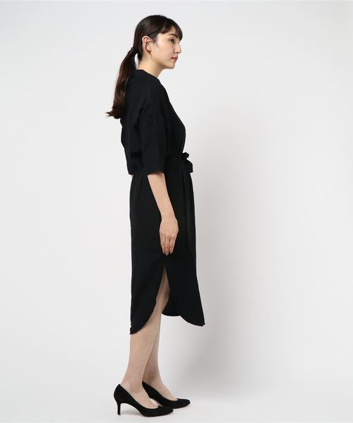 KOBE LETTUCE（コウベレタス）の「サイドスリットロング丈シャツワンピース（ワンピース・レディース・ブラック/オフホワイト/ベージュ・FREE）」の9枚目の写真