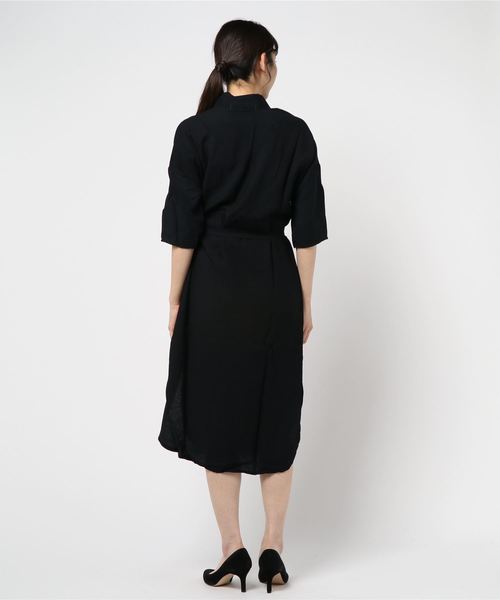 KOBE LETTUCE（コウベレタス）の「サイドスリットロング丈シャツワンピース（ワンピース・レディース・ブラック/オフホワイト/ベージュ・FREE）」の8枚目の写真