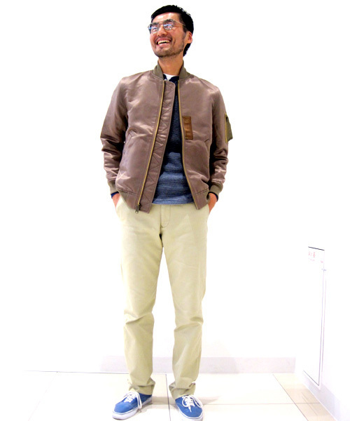 Denime(ドゥニーム)の「FLIGHT JACKET TYPE MA-1(ミリタリージャケット・メンズ・ベージュ/ブラック・LARGE/MEDIUM/SMALL)」の15枚目の写真
