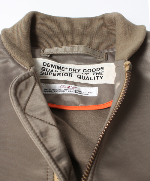 Denime(ドゥニーム)の「FLIGHT JACKET TYPE MA-1(ミリタリージャケット・メンズ・ベージュ/ブラック・LARGE/MEDIUM/SMALL)」の18枚目の写真