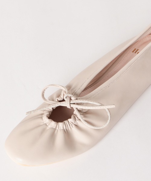 Heather（ヘザー）の「クシュクシュパンプス　868791（パンプス・レディース・アイボリー/ブラック・M/L）」の3枚目の写真