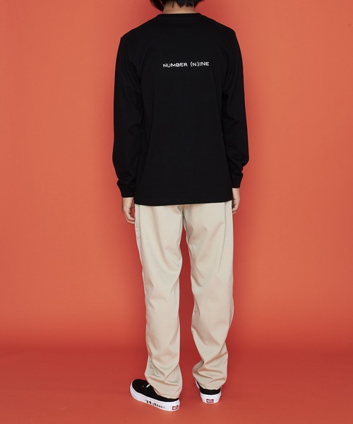 NUMBER (N)INE(ナンバーナイン)の「Face×NUMBER (N)INE_LONG SLEEVE T-SHIRT #1(Tシャツ/カットソー・メンズ・ホワイト/ブラック・2/4/3/5)」の6枚目の写真