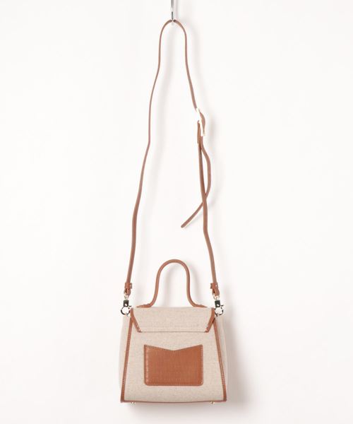 flower（フラワー）の「クラシックフレームバッグ（ショルダーバッグ・レディース・ベージュ/アイボリー・FREE）」の3枚目の写真