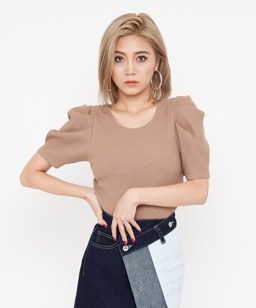 SPIRALGIRL(スパイラルガール)の「バッククロスパワショルカットトップス(Tシャツ/カットソー・レディース・ブラック/ベージュ/パープル/グリーン・FREE)」の17枚目の写真