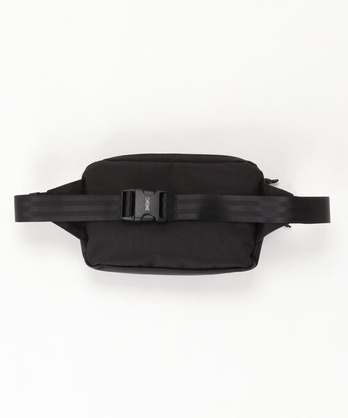 CHROME（クローム）の「CHROME/クローム ウエストバッグ 耐水バッグ BLCKCHRM ZIPTOP WAISTPACK 2.4L BG288BK（ボディバッグ/ウエストポーチ・メンズ・ブラック・ONE SIZE）」の3枚目の写真
