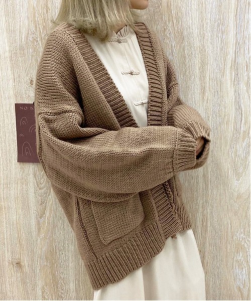 apres jour(アプレジュール)の「袖ボリュームカーディガン【ZOZOTOWN限定アイテム】【10AP】(カーディガン/ボレロ・レディース・モカ/アイボリー/ベージュ・X-LARGE/フリー)」の9枚目の写真