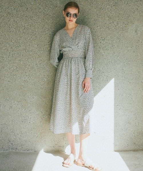 N.(N. Natural Beauty Basic)(エヌエヌナチュラルビューティーベーシック)の「◆ワイドベルトサンダル(サンダル・レディース・ブラック/ブラック系その他/ホワイト・LARGE/MEDIUM)」の12枚目の写真