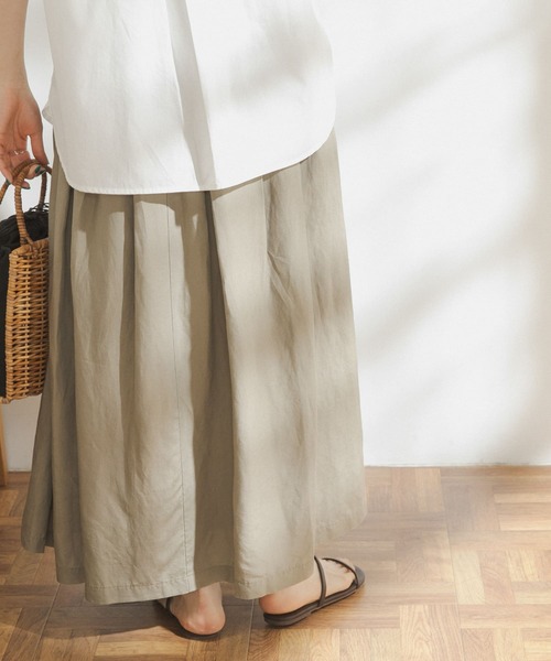 FORK&SPOON（フォークアンドスプーン）の「FORK&SPOON　ランダムタックスカート（スカート・レディース・チャコールグレー/オフホワイト/カーキ・ONE）」の16枚目の写真