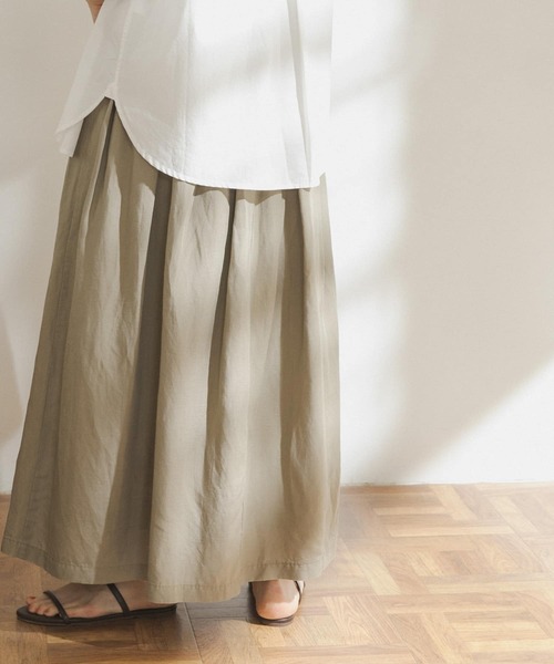FORK&SPOON（フォークアンドスプーン）の「FORK&SPOON　ランダムタックスカート（スカート・レディース・チャコールグレー/オフホワイト/カーキ・ONE）」の10枚目の写真