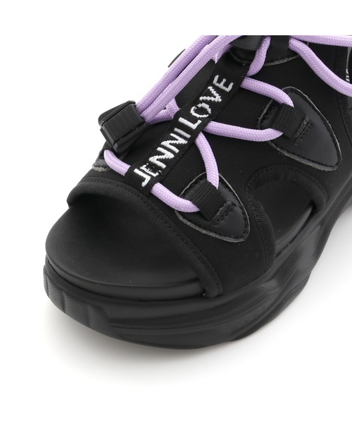 JENNI love（ジェニィラブ）の「レースアップスポサン（サンダル・キッズ・オフホワイト/ブラック・20cm/21cm/22cm/23cm/24cm）」の14枚目の写真