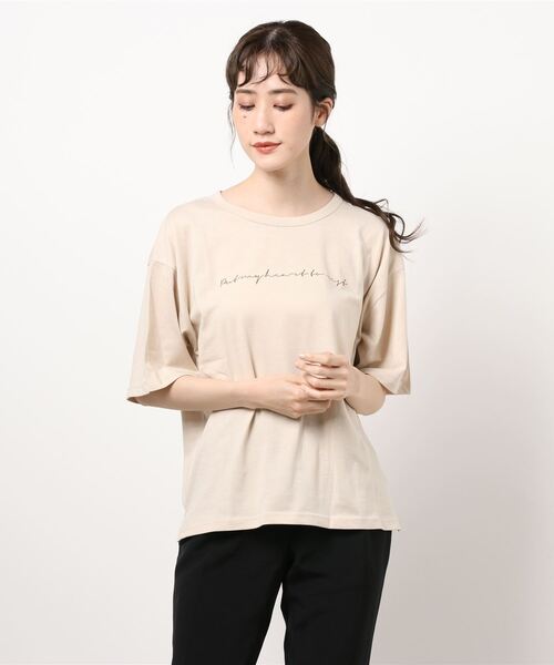 ehka sopo（エヘカソポ）の「筆記体ロゴＴシャツ（Tシャツ/カットソー・レディース・オフホワイト/グレー/キナリ/ブラウン・ﾌﾘ-）」の3枚目の写真